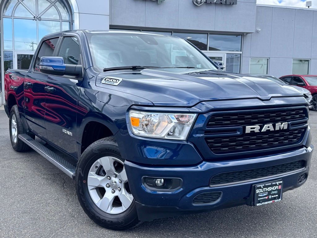 2023 RAM 1500 Big Horn/Lone Star 4x4 Crew Cab 5'7's photo