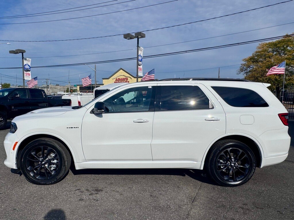 2025 Dodge Durango R/T photo 3