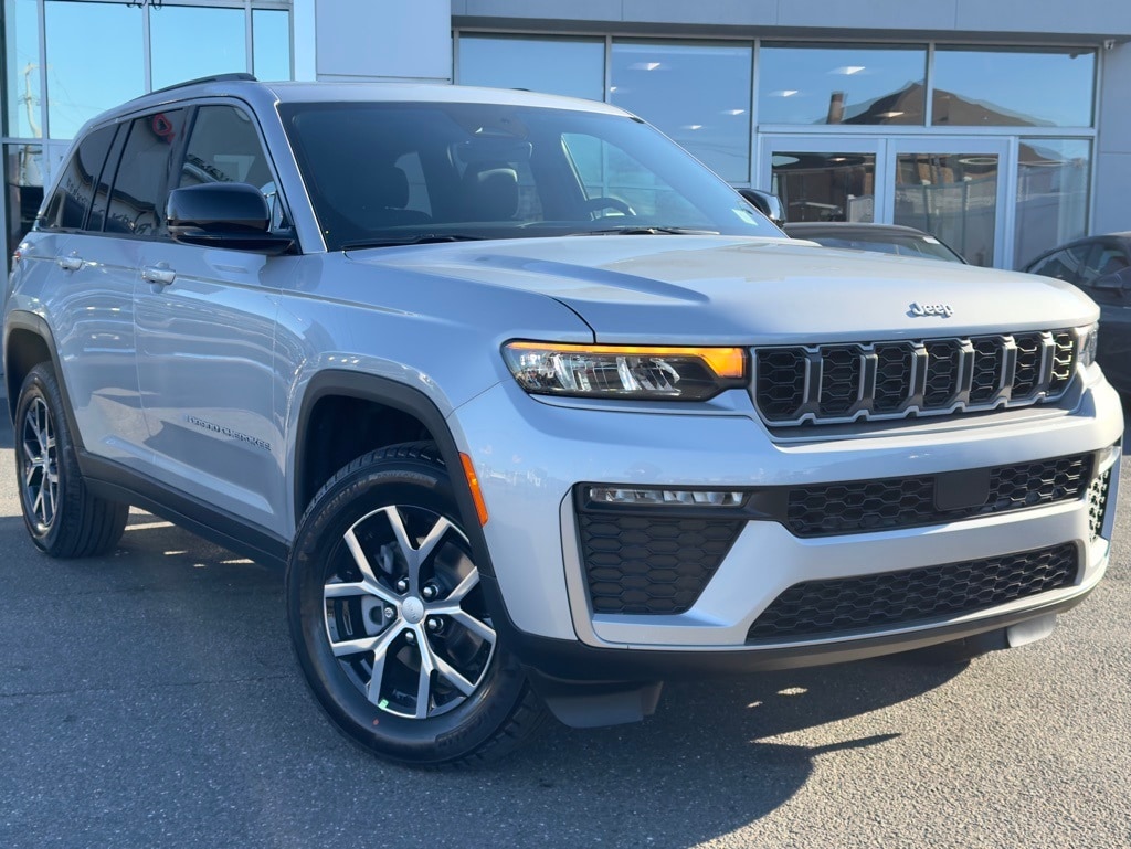 New 2026 Jeep Grand Cherokee LIMITED 4X4 Sport Utility