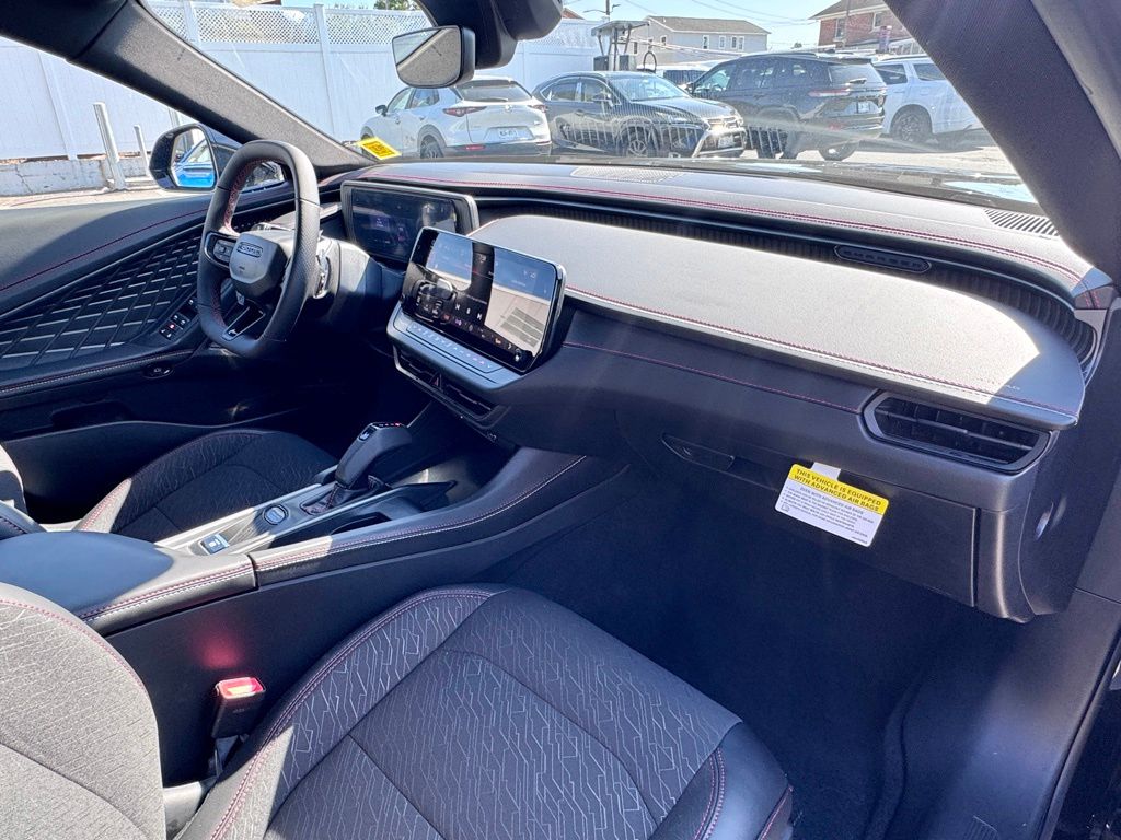 2026 Dodge Charger R/T - Photo 17