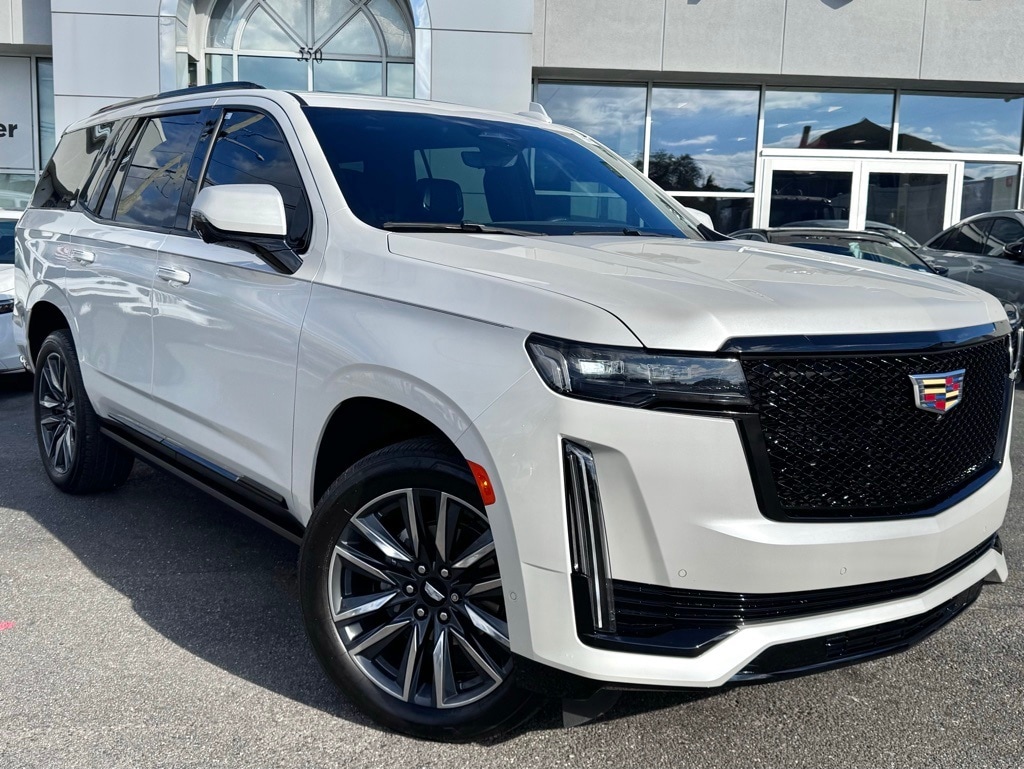 2022 Cadillac Escalade Sport Platinum's photo