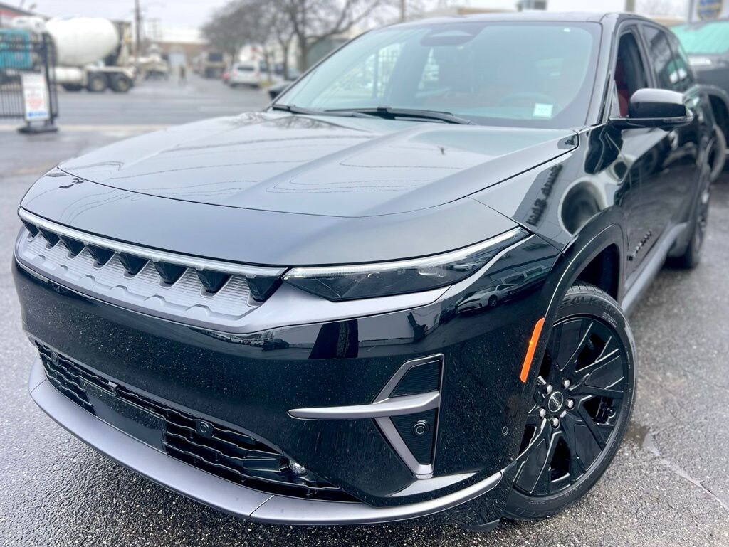 New 2024 Jeep Wagoneer Sport Utility