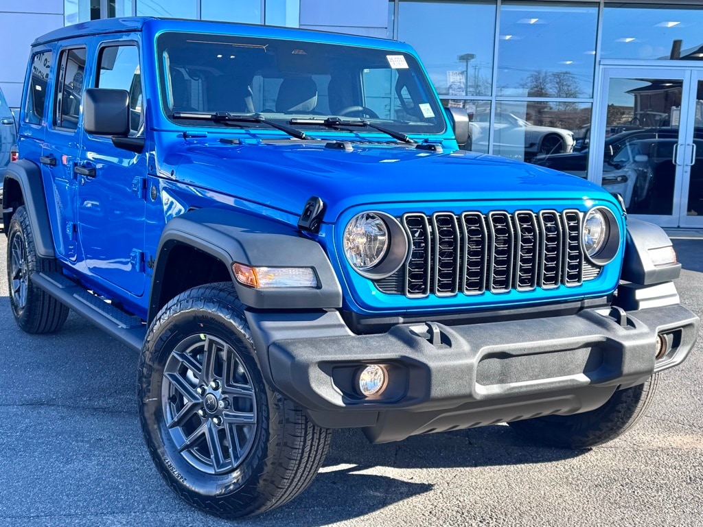 2026 Jeep Wrangler 4-Door Sport S's photo
