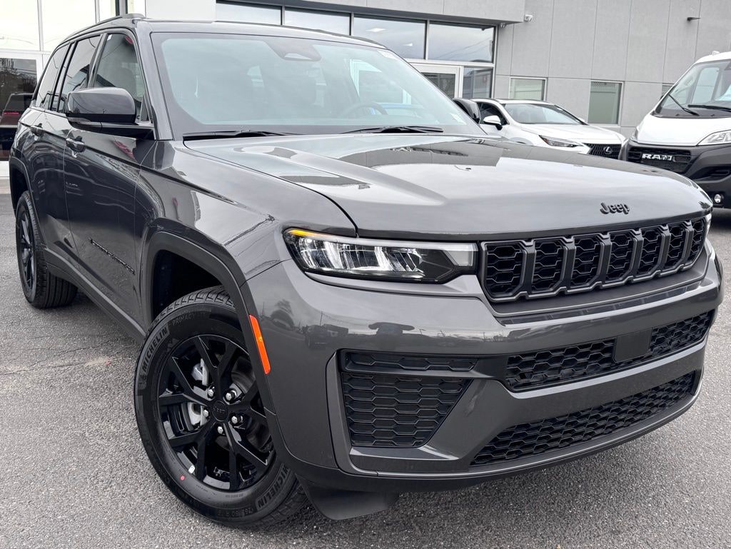 New 2026 Jeep Grand Cherokee Altitude Sport Utility