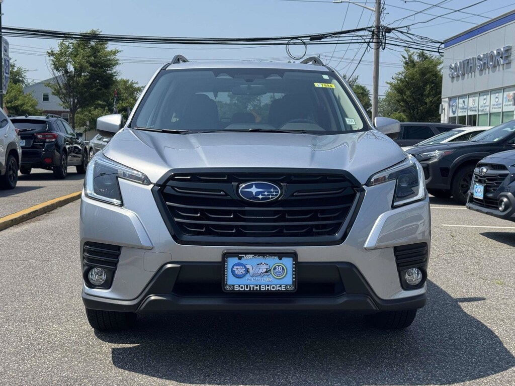 Used 2023 Subaru Forester Premium SUV
