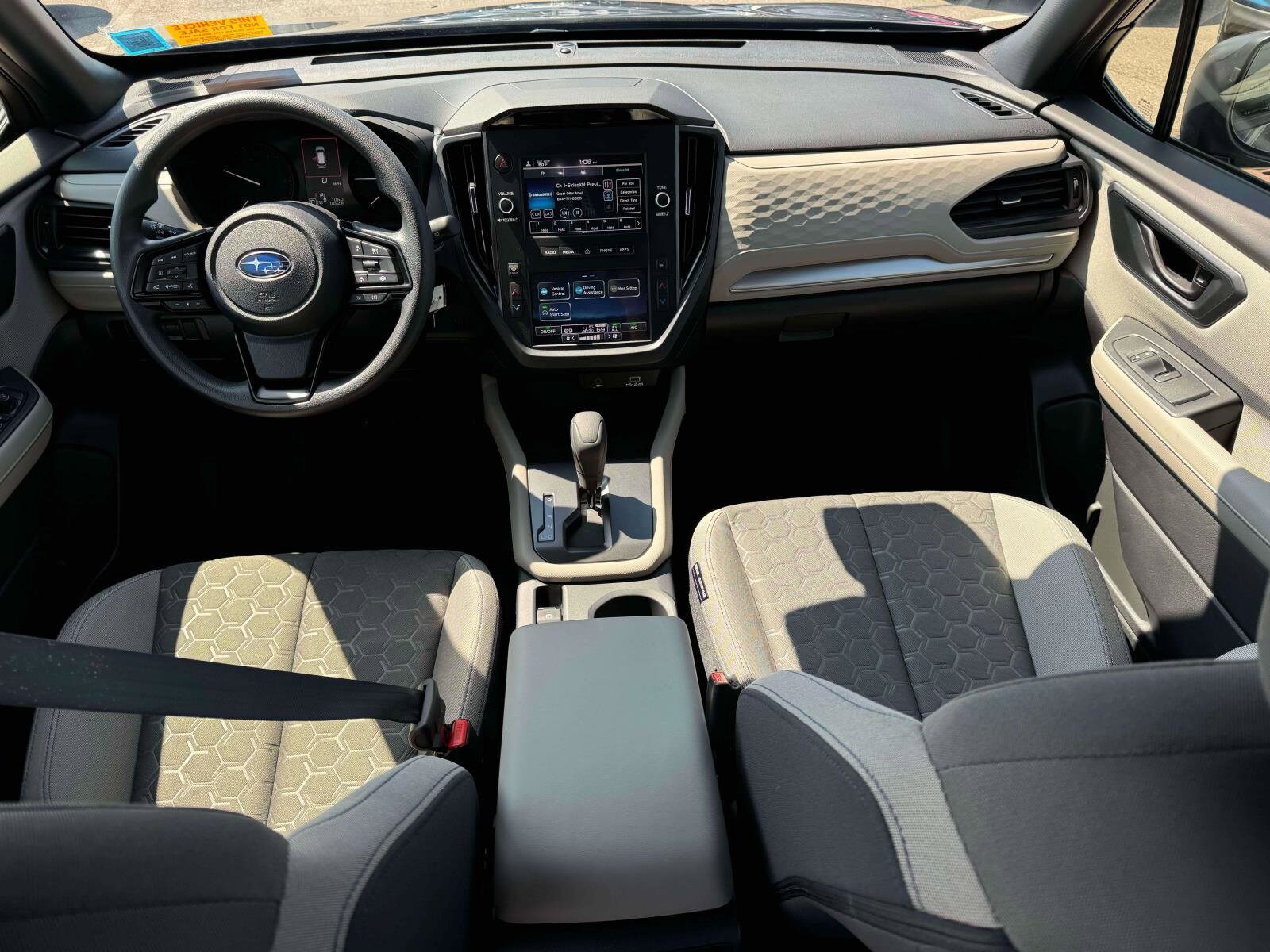 2025 Subaru Forester Base photo 2