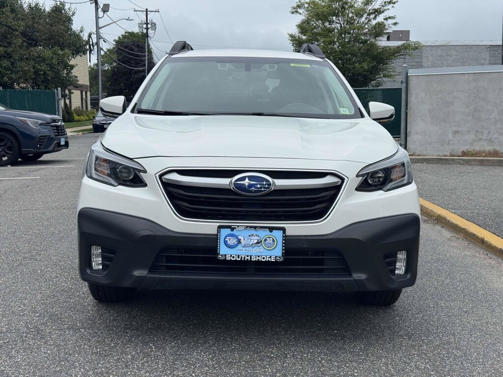 Used 2022 Subaru Outback Premium SUV