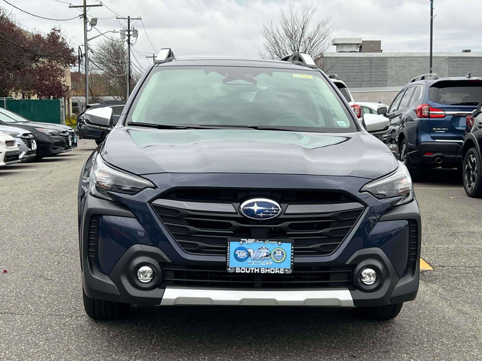 2025 Subaru Outback Touring XT photo 2