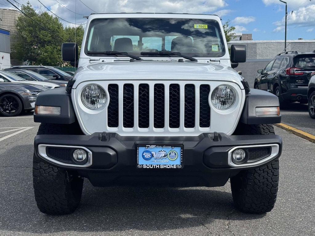 Used 2023 Jeep Gladiator Sport Truck Crew Cab