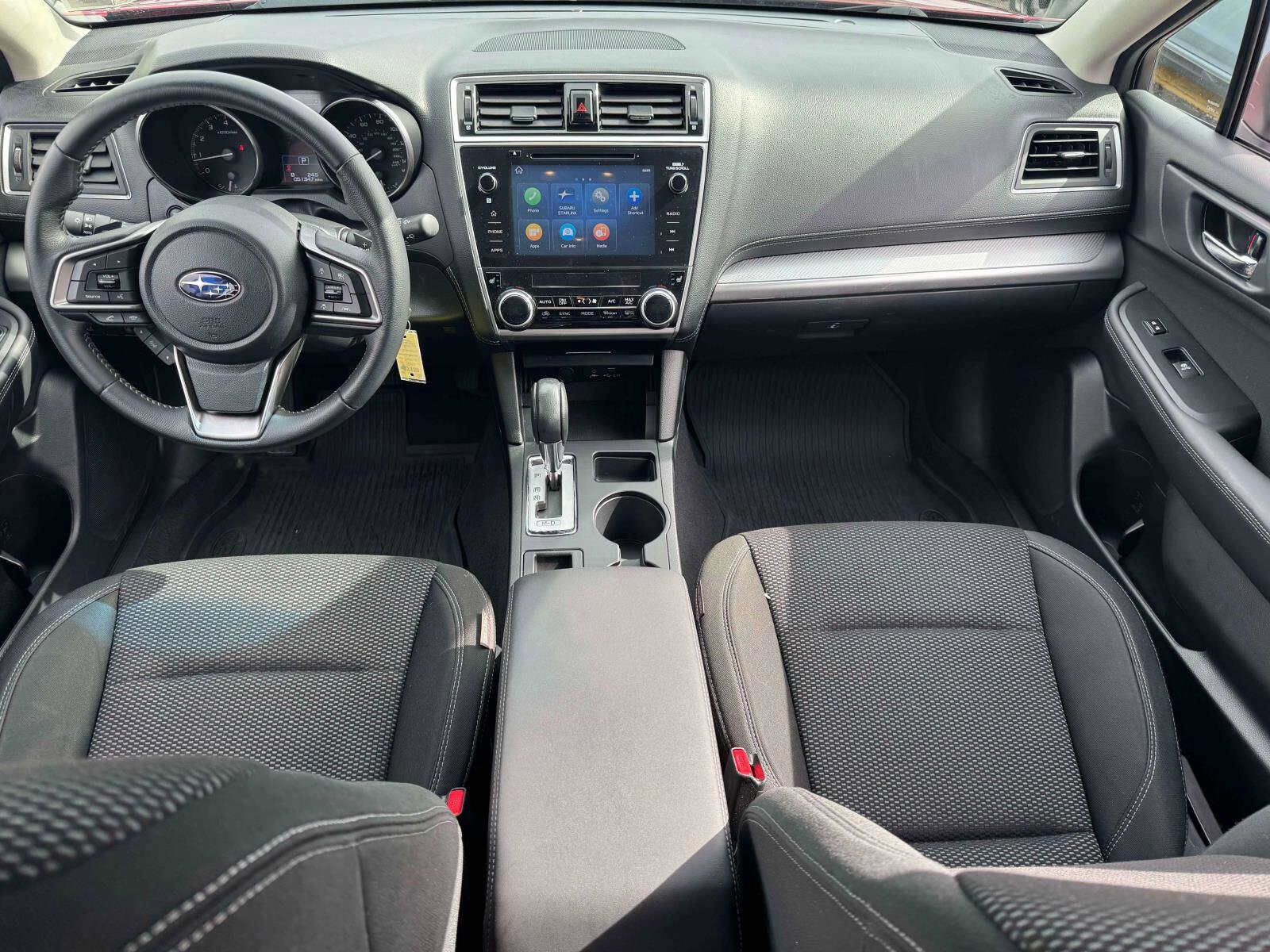 2019 Subaru Outback Premium photo 2