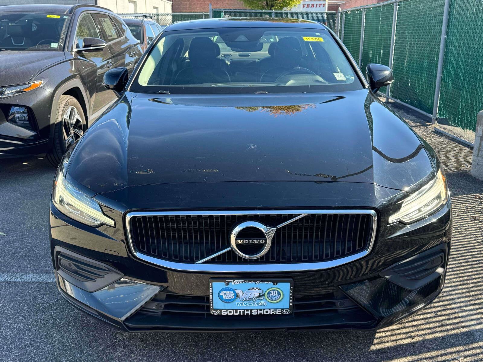 2020 Volvo S60 Momentum photo 3