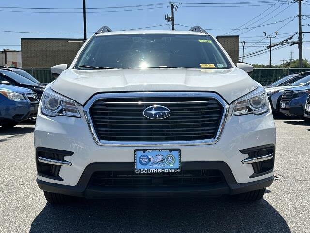 2022 Subaru Ascent Premium photo 2