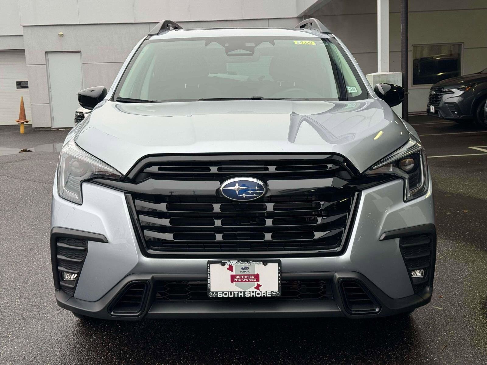 2025 Subaru Ascent Onyx Edition photo 2