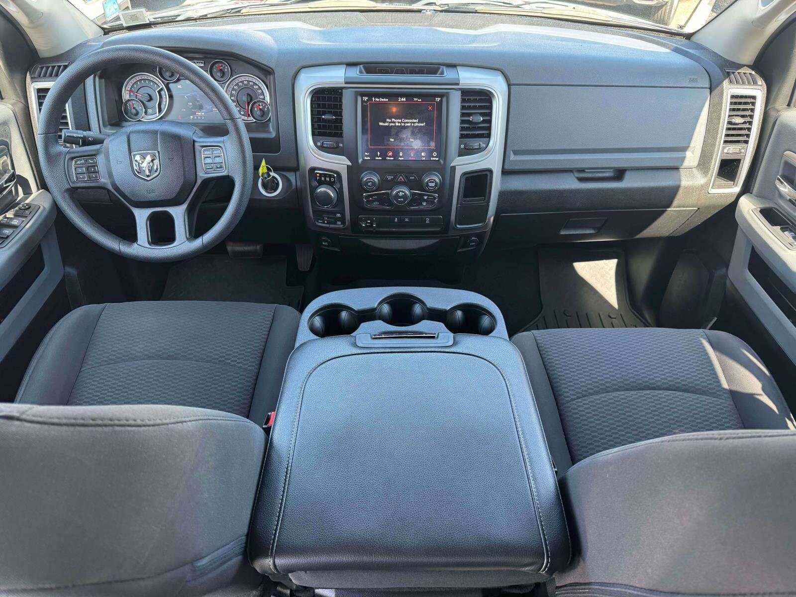 2019 Ram 1500 Classic Warlock photo 2