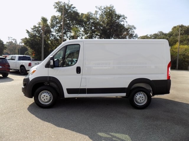 2026 Ram ProMaster 1500 Tradesman Cargo Van photo 3
