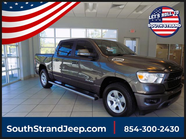 2023 RAM 1500 Big Horn/Lone Star 4x4 Crew Cab 5'7's photo