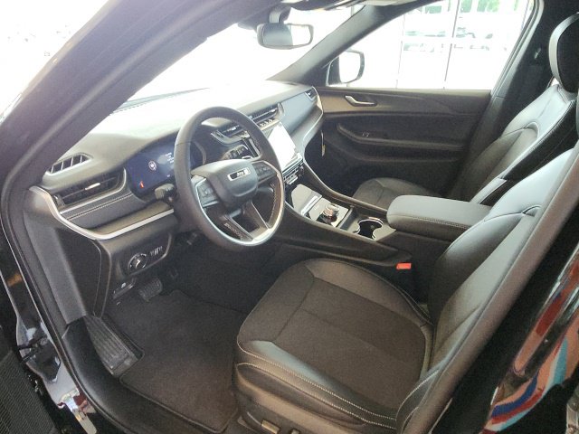 2023 Jeep Grand Cherokee L Altitude - Photo 10