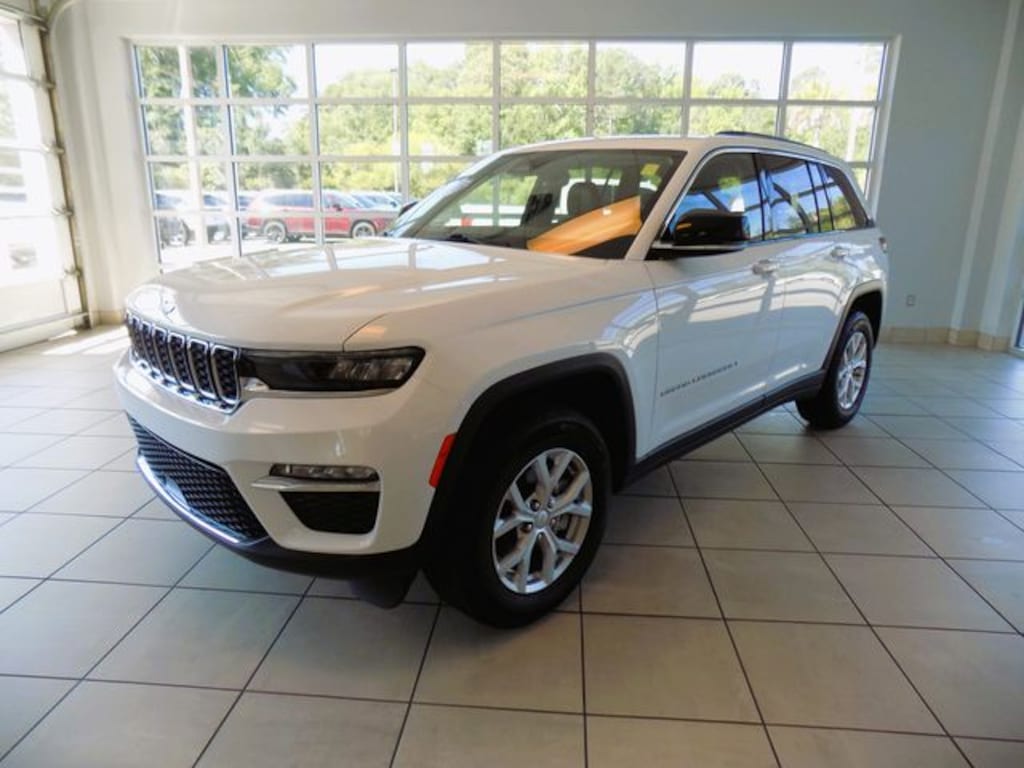Used 2023 Jeep Grand Cherokee Limited SUV