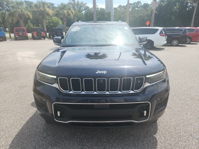 2024 Jeep Grand Cherokee Overland photo 4