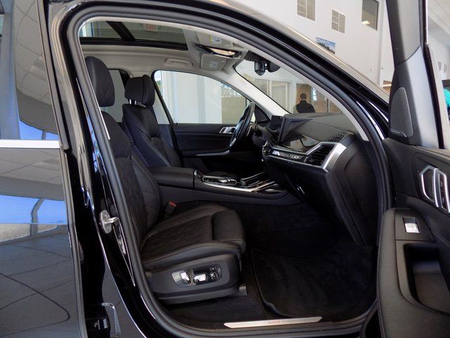 2024 BMW X7 40i - Photo 23
