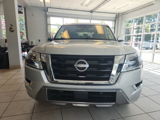 2021 Nissan Armada SV photo 3