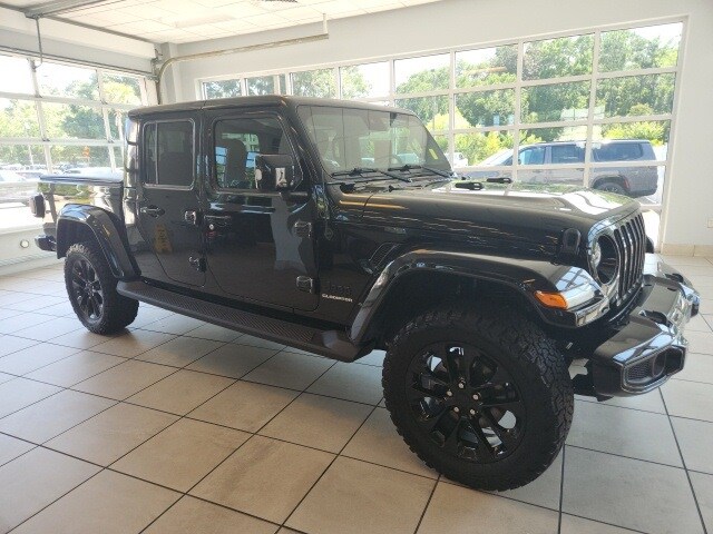 2022 Jeep Gladiator High Altitude photo 2