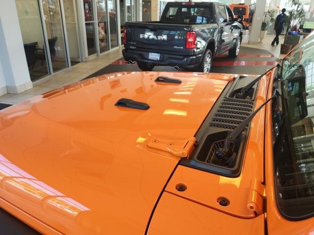 2025 Jeep Wrangler 4-Door Sport S - Photo 14