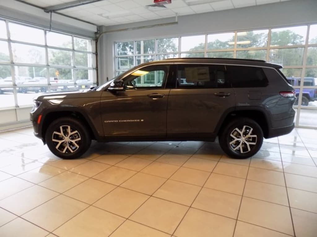 New 2025 Jeep Grand Cherokee L Limited Sport Utility