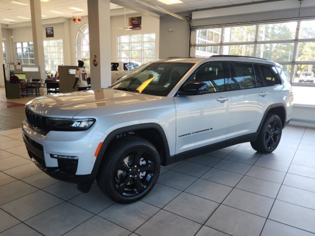 New 2025 Jeep Grand Cherokee L Limited Sport Utility