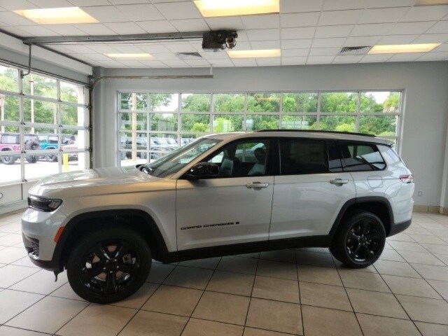 2024 Jeep Grand Cherokee Altitude X photo 4