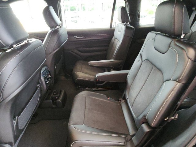 2023 Jeep Grand Cherokee L Altitude - Photo 6