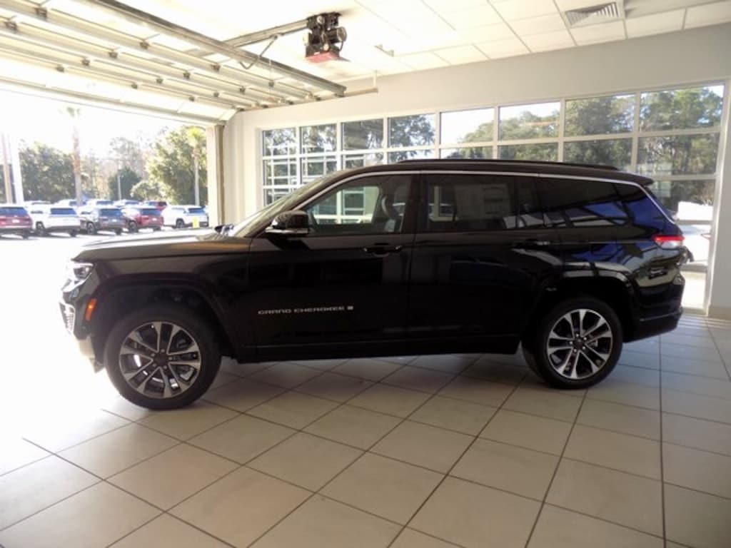 New 2025 Jeep Grand Cherokee L Overland Sport Utility