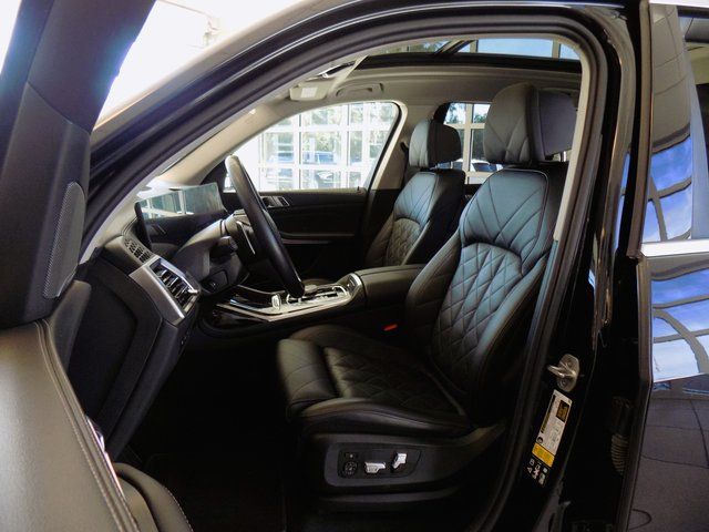 2024 BMW X7 40i - Photo 17