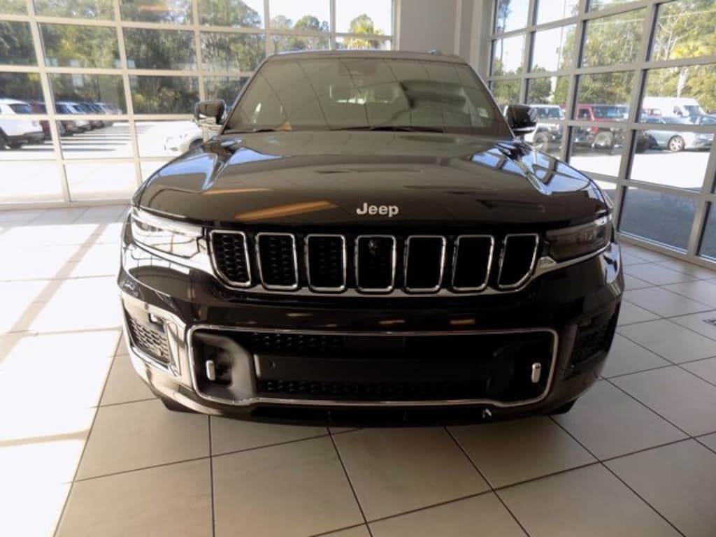 New 2025 Jeep Grand Cherokee L Overland Sport Utility