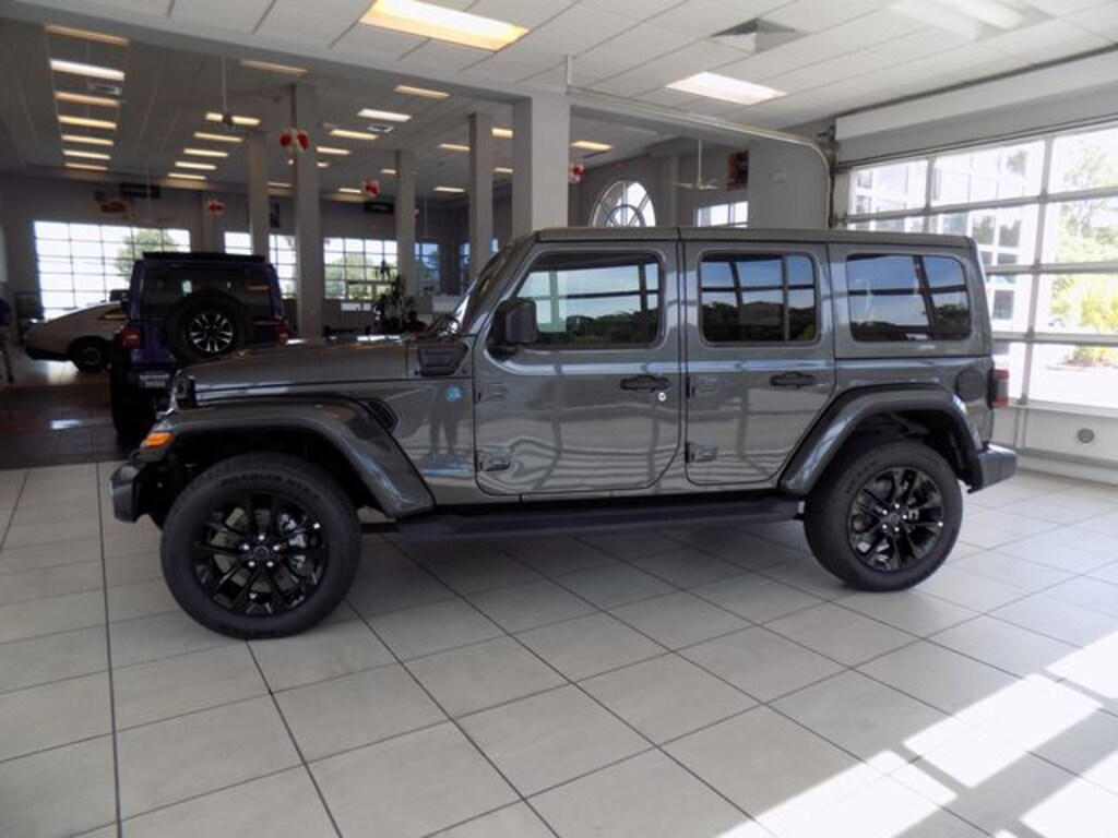Certified 2025 Jeep Wrangler Sahara 4xe SUV