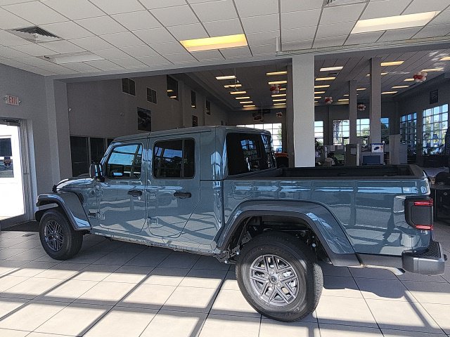 2025 Jeep Gladiator Sport S - Photo 15