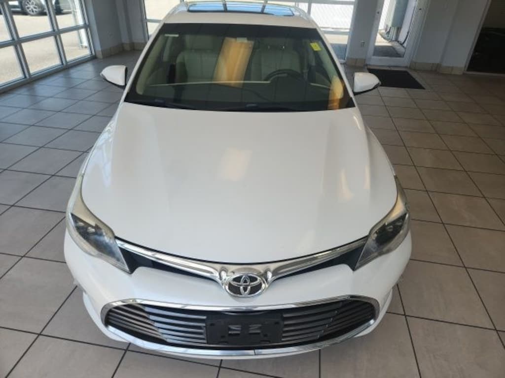 Used 2016 Toyota Avalon XLE Premium Sedan