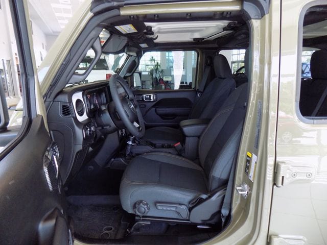2025 Jeep Wrangler 4-Door Sport S - Photo 17
