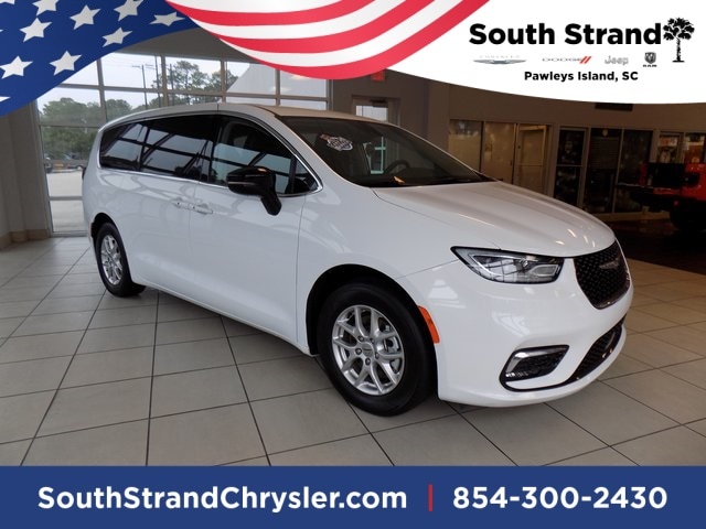 2024 Chrysler Pacifica Touring L's photo