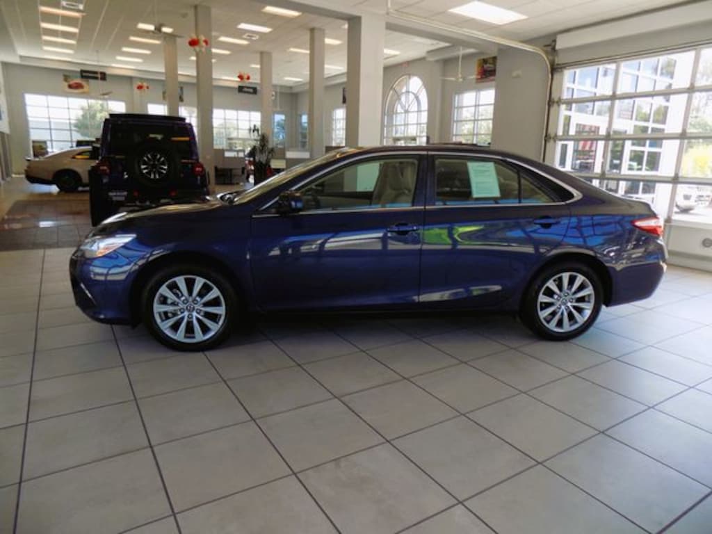 Certified 2017 Toyota Camry XLE Sedan
