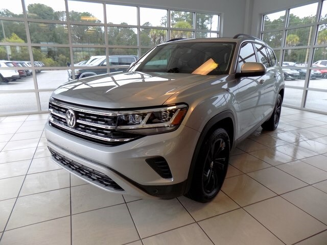 2023 Volkswagen Atlas V6 SE Technology photo 2