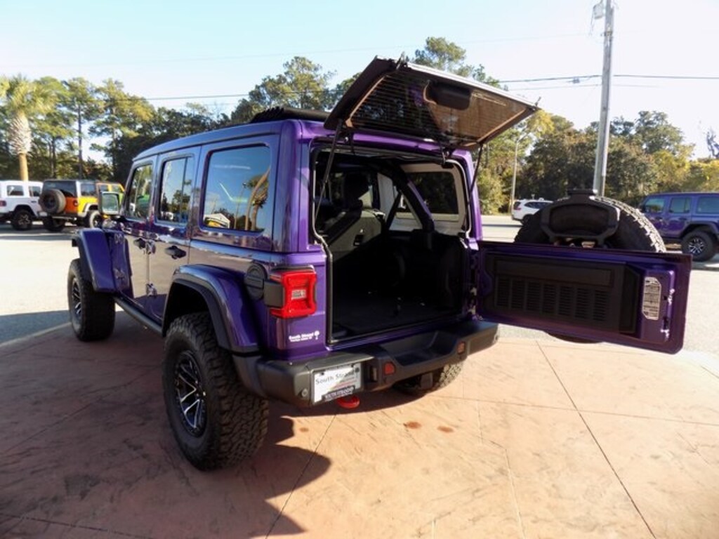 New 2026 Jeep Wrangler Rubicon X Sport Utility