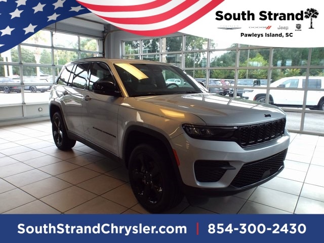 2025 Jeep Grand Cherokee Altitude's photo