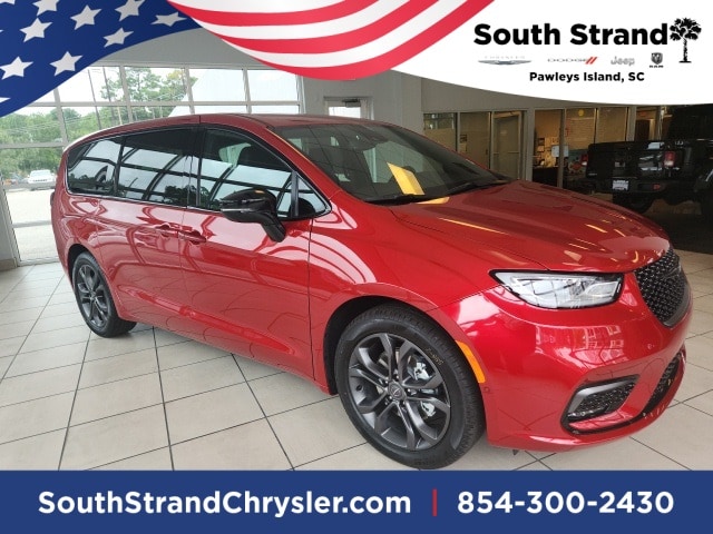 2026 Chrysler Pacifica Select's photo