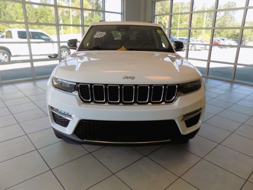 Used 2023 Jeep Grand Cherokee Limited SUV
