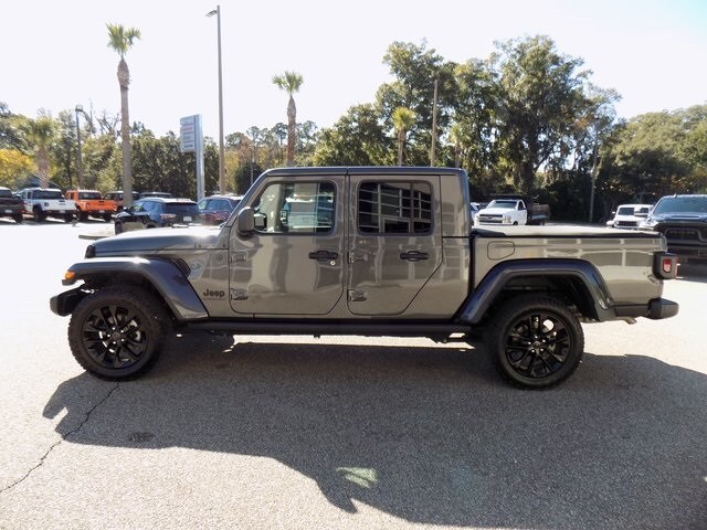 2024 Jeep Gladiator Sport photo 4