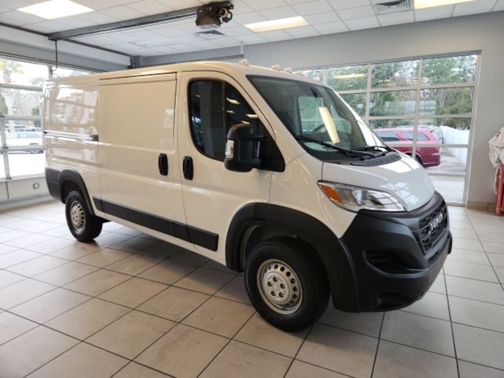 New 2025 Ram ProMaster 1500 Low Roof Cargo Van