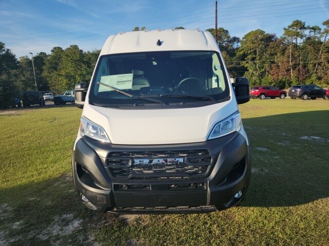 2025 Ram ProMaster 2500 photo 3