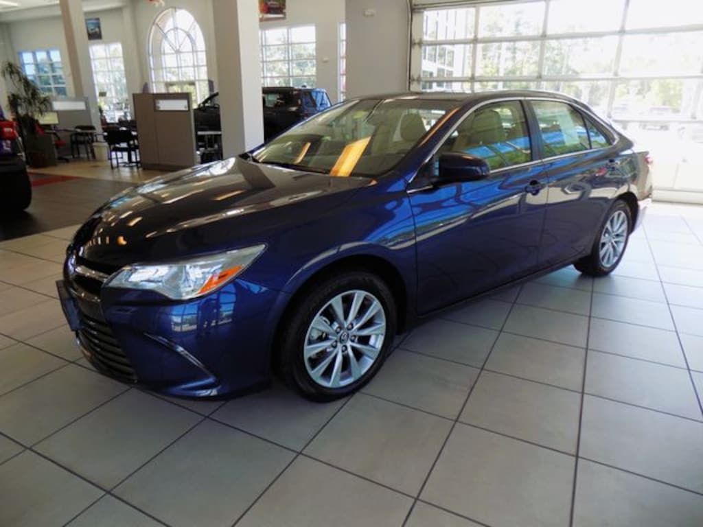 Certified 2017 Toyota Camry XLE Sedan