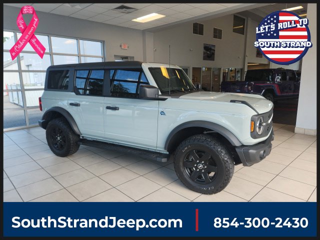 2023 Ford Bronco 4-Door Black Diamond